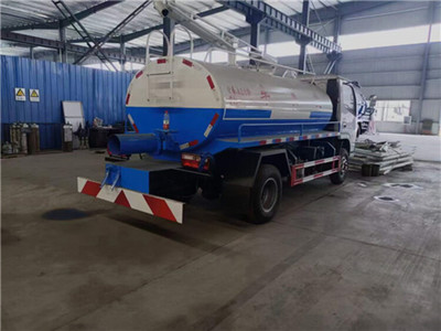 國六東風(fēng)福瑞卡5方吸糞車錫柴110馬力發(fā)動機(jī)