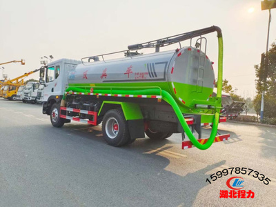 國(guó)六東風(fēng)大多利卡D9吸糞車12方 專業(yè)高效的環(huán)衛(wèi)利器